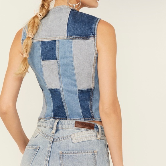 WRANGLER X LAINEY WILSON WOMEN'S PATCHWORK DENIM VEST - Picture 3 of 3